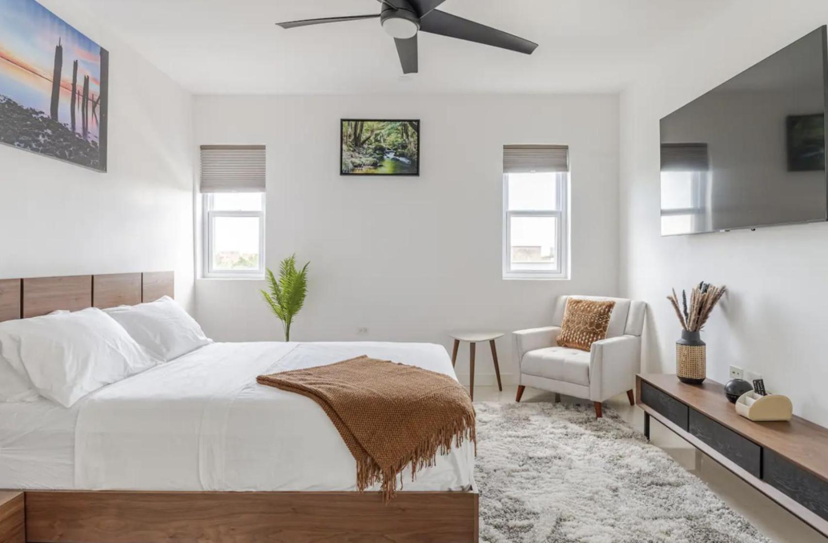 Luxe City Oasis 2Br With Rooftop Pool And Gym Kingston Exterior foto