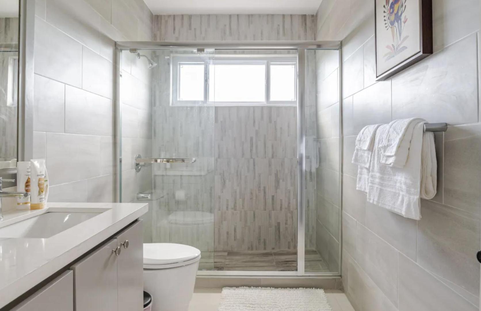 Luxe City Oasis 2Br With Rooftop Pool And Gym Kingston Exterior foto
